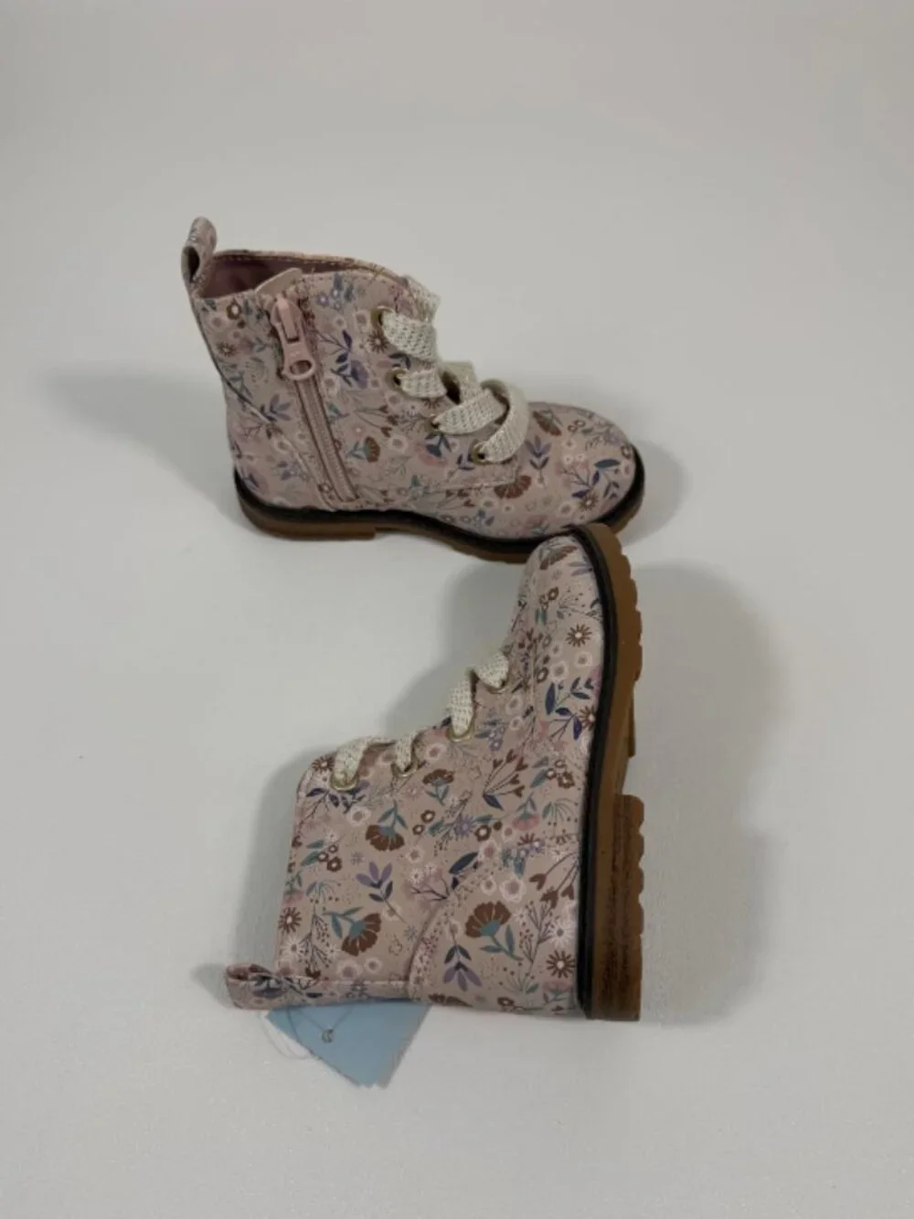 Cat and Jack beige Giovanna girls boots size 8